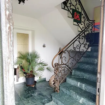 Romantico One Apartment